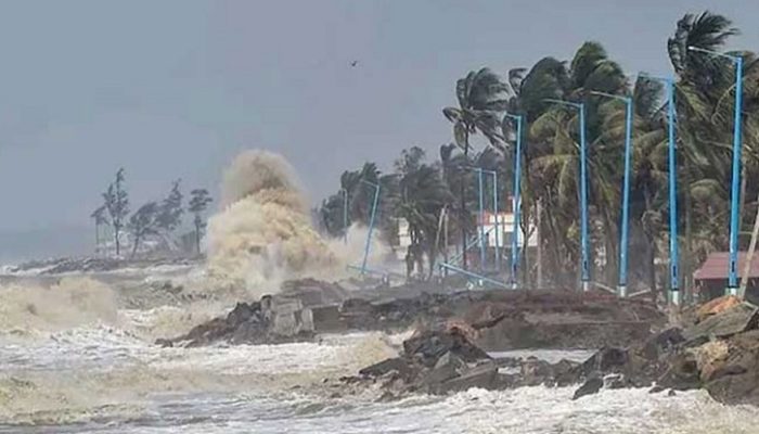 রোববার যে সময়ে আঘাত হানবে ঘূর্ণিঝড় 'রিমাল'