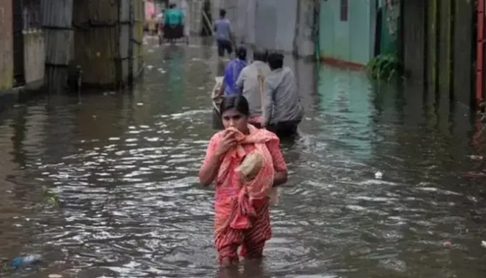 ভারতে বন্যায় পানিবন্দি সাড়ে ১১ লাখ মানুষ