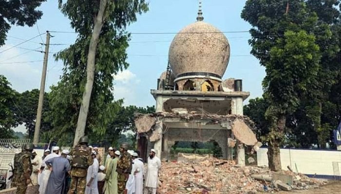 মাজারে হামলাকারীদের বিরুদ্ধে কঠোর ব্যবস্থা নেয়ার হুঁশিয়ারি